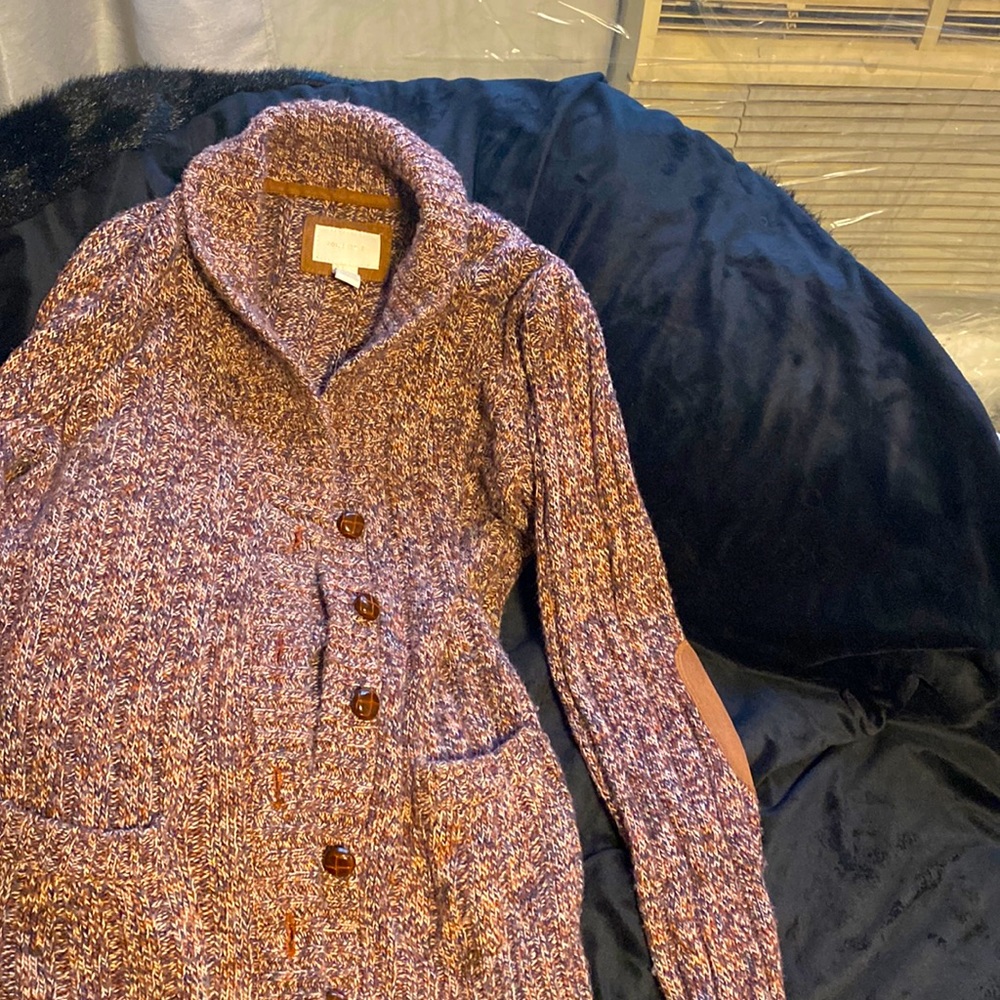 Cardigan sweater
